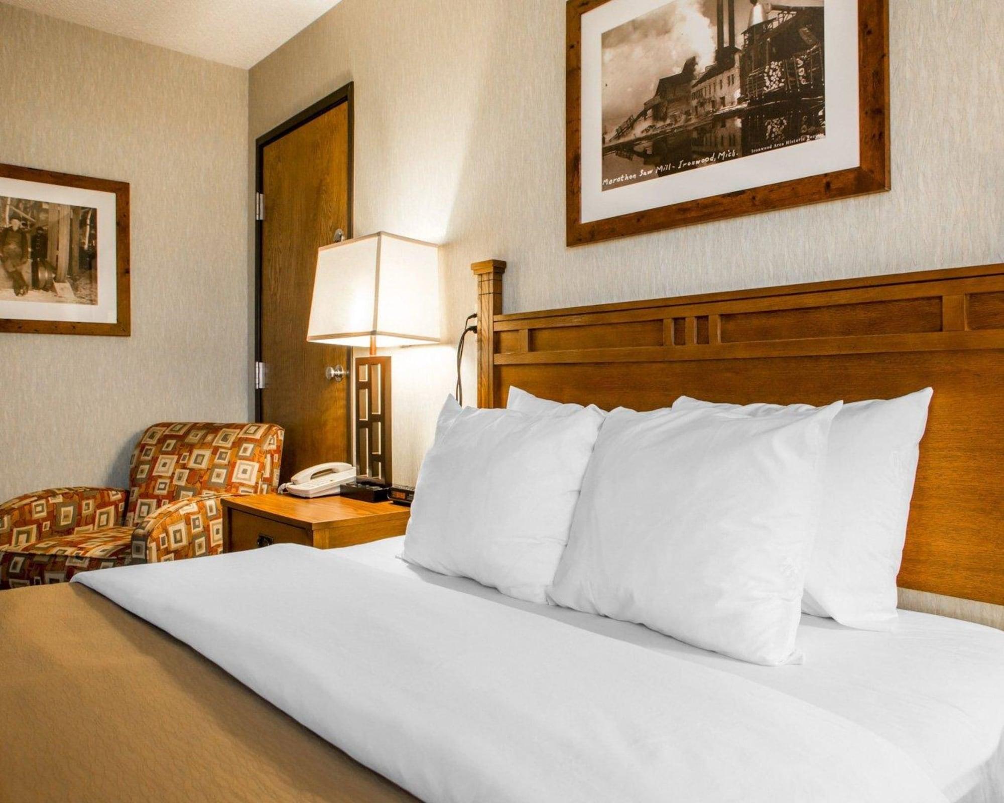 Quality Inn Ironwood Esterno foto